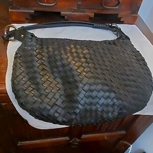 Roman & Italy Black Woven Leather Zippered Bag